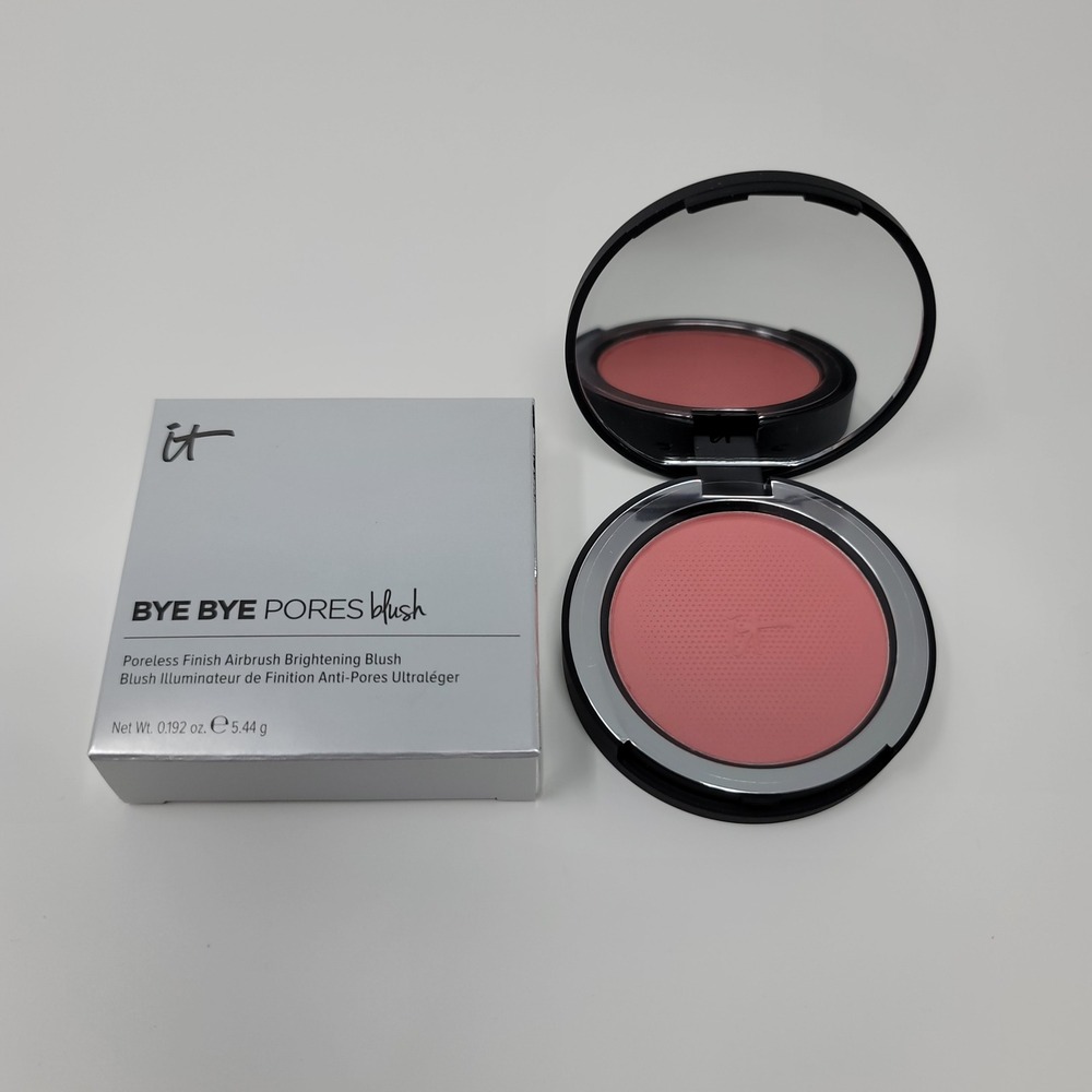IT Cosmetics Bye Bye Pores‎ Airbrush Blush 0.192 oz Naturally Pretty Warm Peach